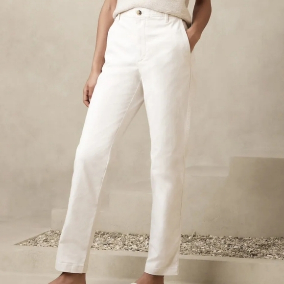 NWT BANANA REPUBLIC | High Rise Authentic Chino - Picture 2 of 5